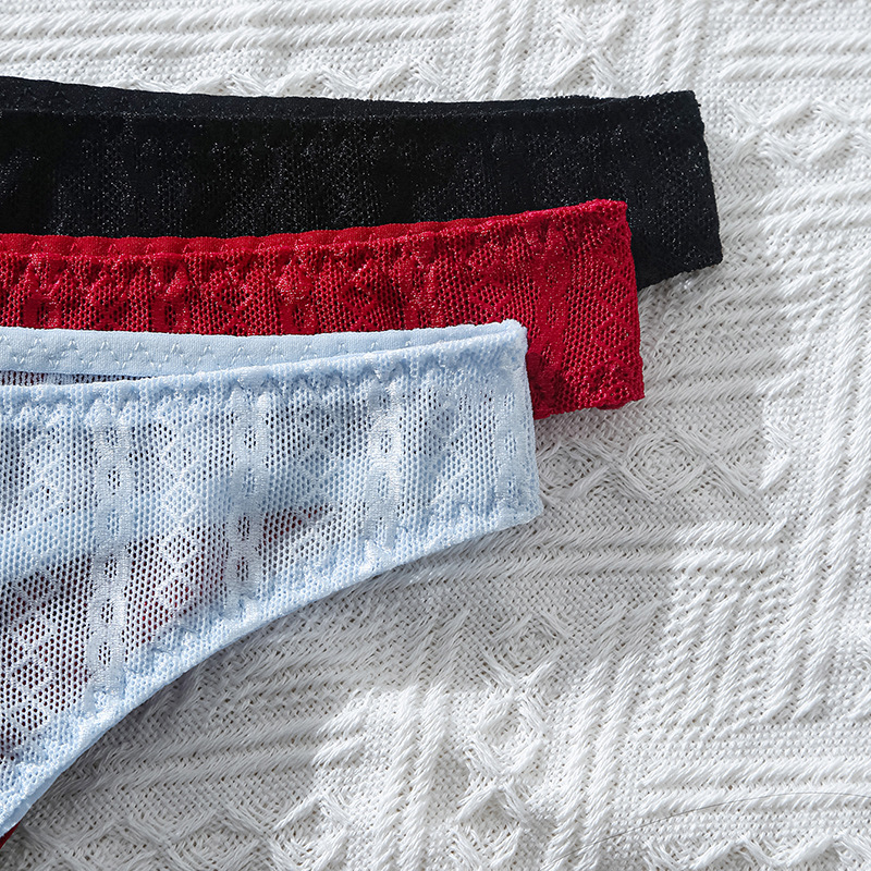 Seamless triangle panties