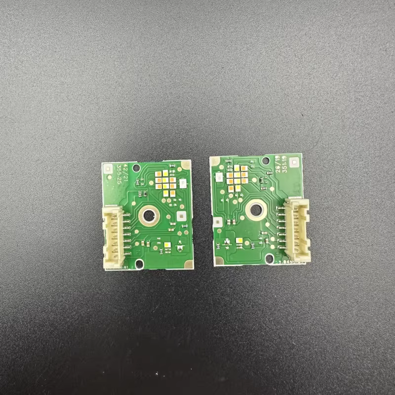 High-performance new light source chip for the 19-22 Mercedes-Benz C-Class W205 daytime running lights, left and right pair